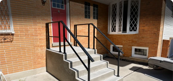 Stairs to Landing (No Wall Attachment)