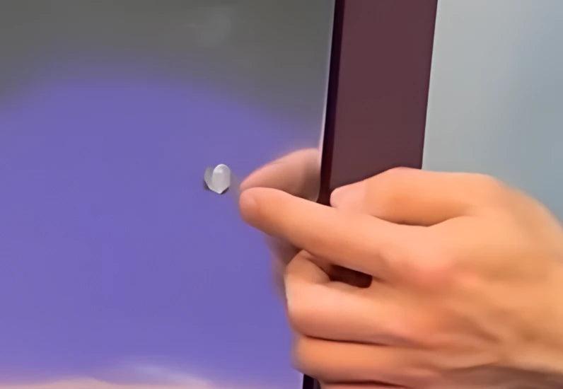 No light indicator