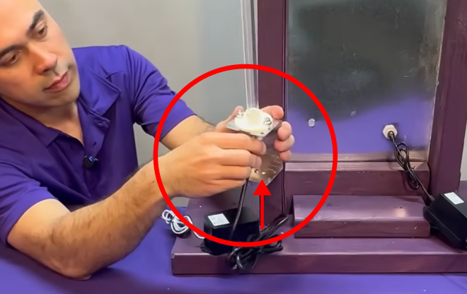 Connect 4-pin cable